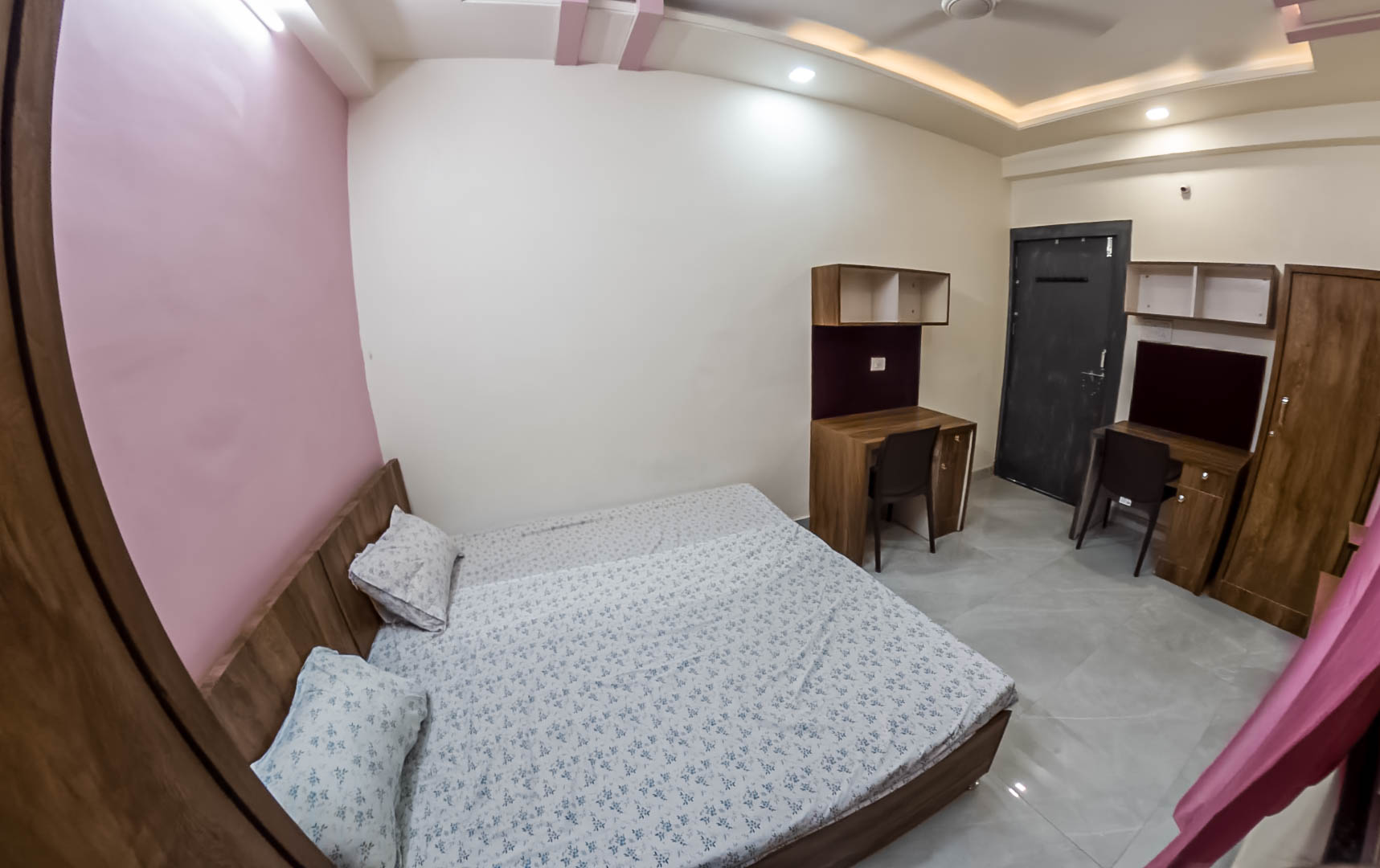 Double room angle at The Victoria Palace